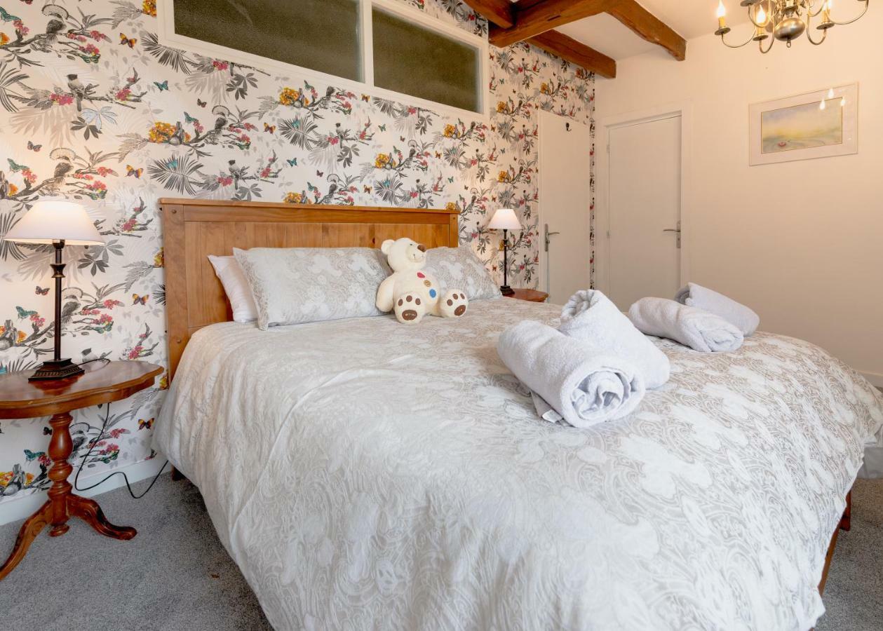 Auberge Du Noyer Londigny Exteriér fotografie